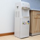 Lưu ý sử dụng và vệ sinh cây nước nóng lạnh